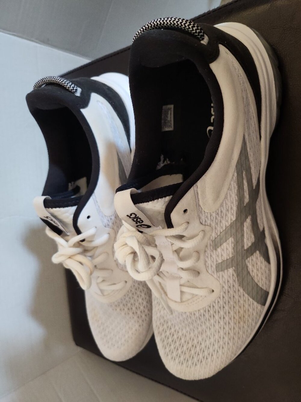 ASICS Gel-Kumo Lyte 2 Women's Size 11 Running Shoes 1012A913 White Athletic